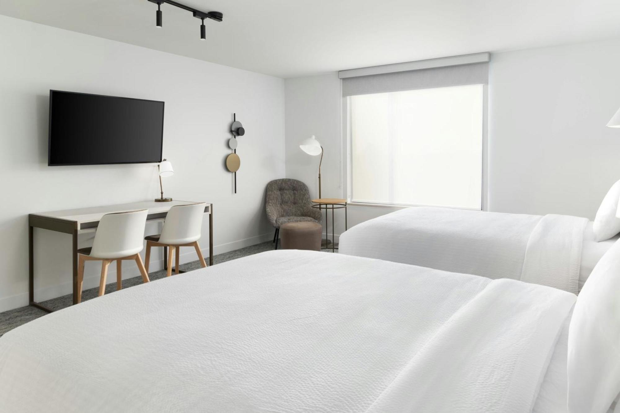 Towneplace Suites By Marriott Monrovia Extérieur photo